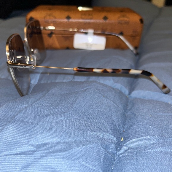 Brand new with tag MCM square sunglasses - Picture 2 of 2